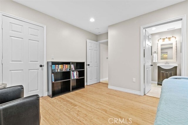 Building Photo - 16577 Knollwood Dr