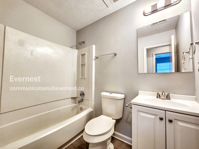 Building Photo - 901 Shiloh Ridge Run NW