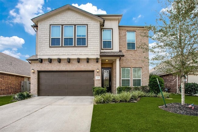 Primary Photo - 22503 Miramar Bend Dr