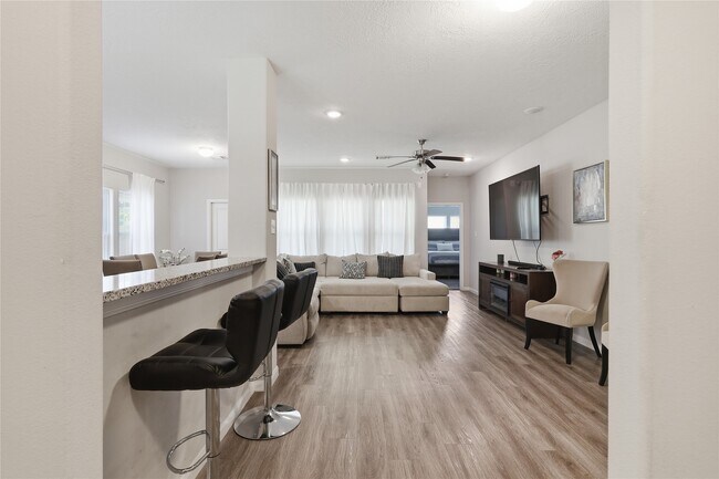 Building Photo - 1222 Rd 5102