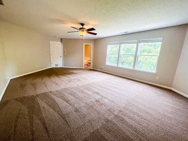 Building Photo - 10640 Northern Dancer Dr