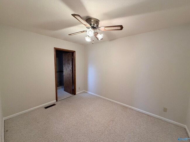 Building Photo - 4207 Concord Rd NW