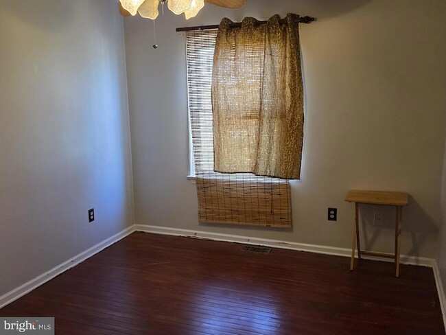 Building Photo - 131 Obriens Cir