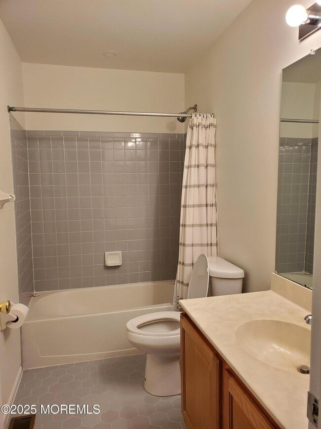 Building Photo - 3404 Equestrian Way