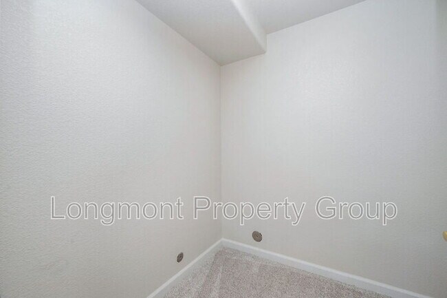 Building Photo - 1333 Charles Dr