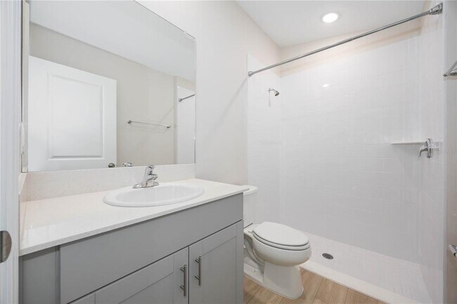 Building Photo - 1724 Vanilla St