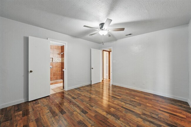 Building Photo - 2306 Lavon Creek Ln