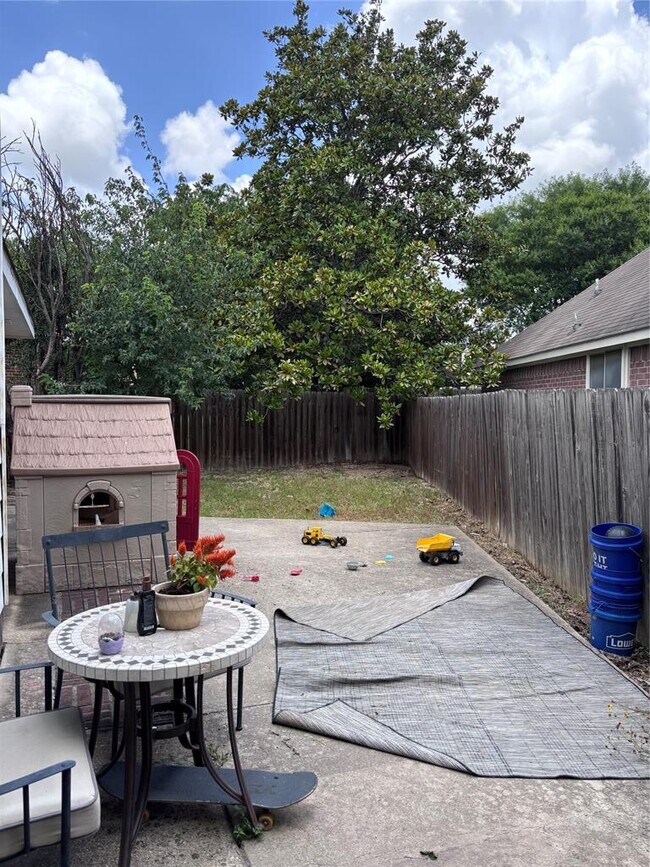Building Photo - 14901 Sand Dollar Ct