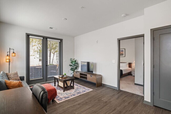 Building Photo - 6160 N Rural St