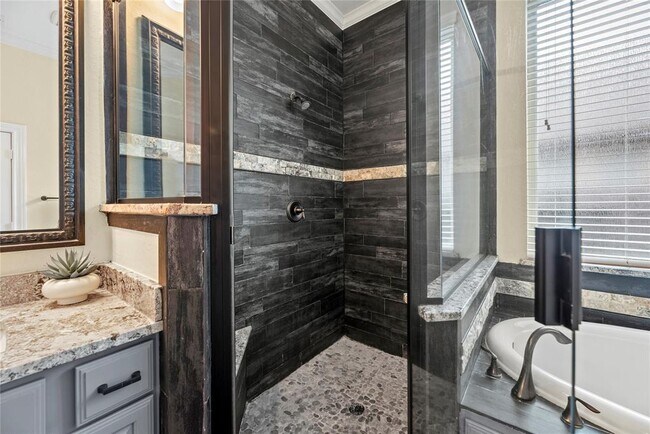 Building Photo - 28706 Hemlock Red Ct