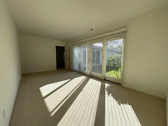 Building Photo - Beautiful Palo Alto Home with In-Law Suite, Central AC & Heated Pool