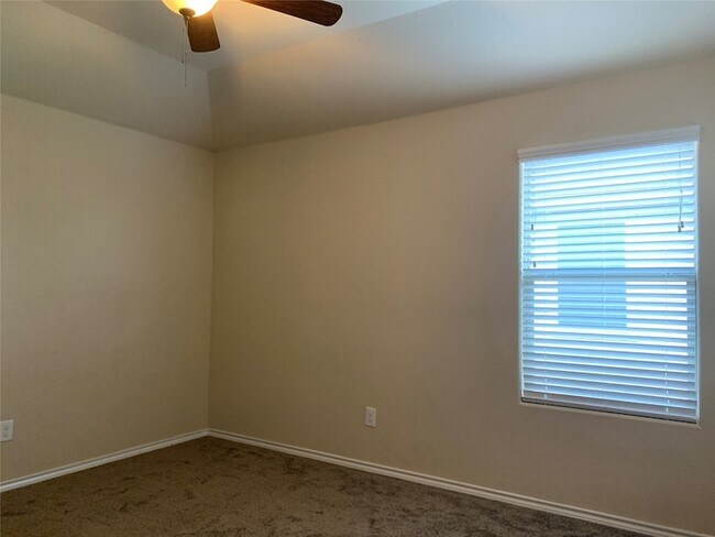 Building Photo - 6353 Eagle Lake Ct