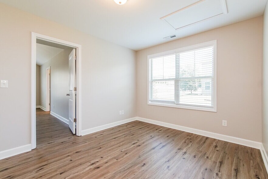 Building Photo - 508 McCarthy Dr