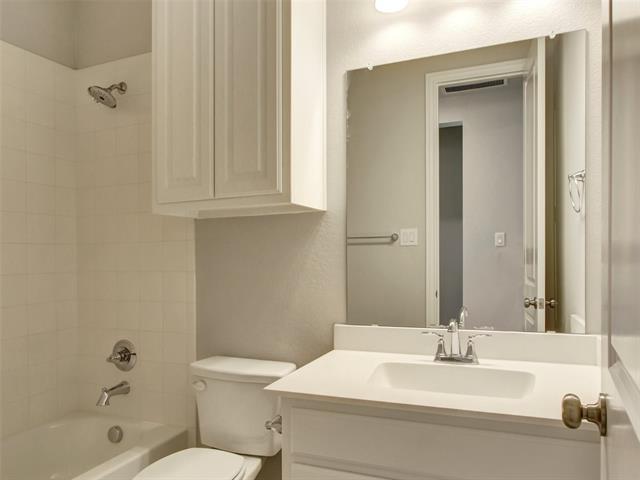 Building Photo - 3717 Brinkley Dr
