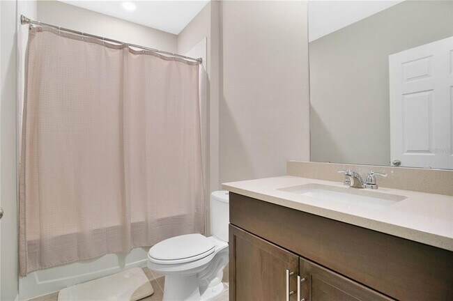 Building Photo - 527 Amadoras Wy