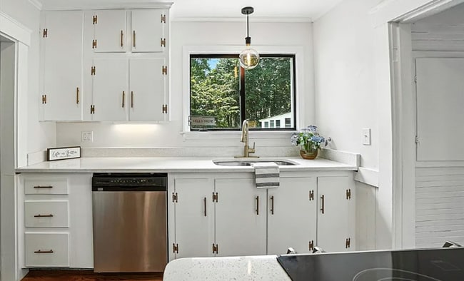 Building Photo - newly renovated 4 bdr farm house - rent to...