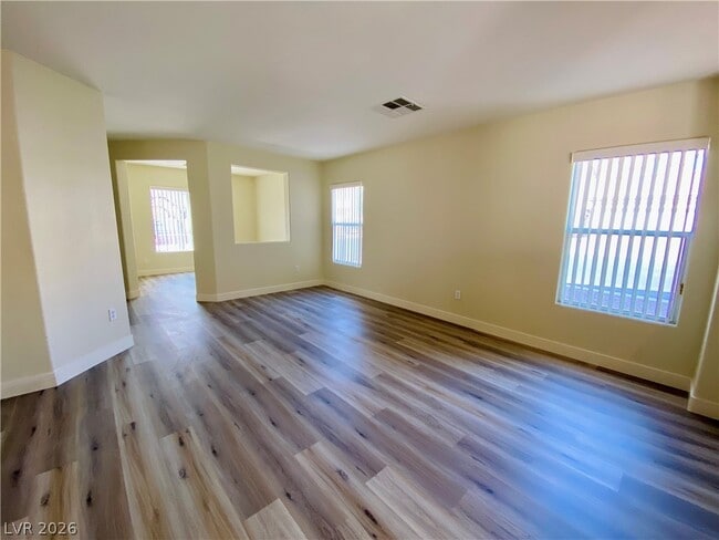 Building Photo - 6158 Dutch Windmill Ave