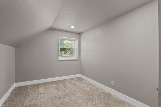 Building Photo - The One Spanish Fork Rental You Don't Want to Miss"
