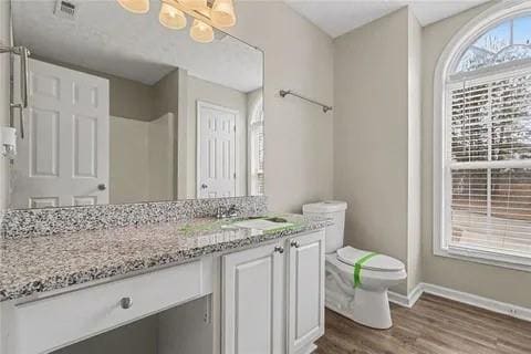 Building Photo - 4108 Robin Cir