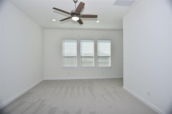 Building Photo - 1804 Homestead Farms Dr