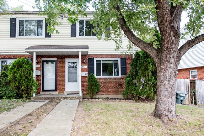 Primary Photo - 3911 Vermont Ave
