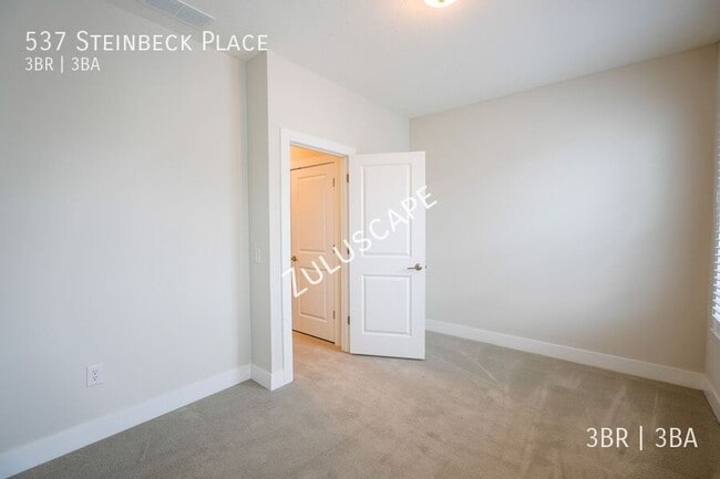 Building Photo - 537 Steinbeck Pl