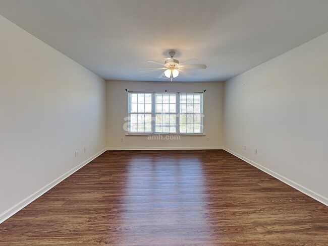 Building Photo - 8 Red Jonathan Ct