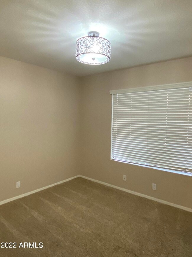 Building Photo - 7823 W Julie Dr