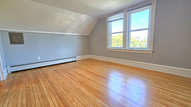 Building Photo - 93 North St