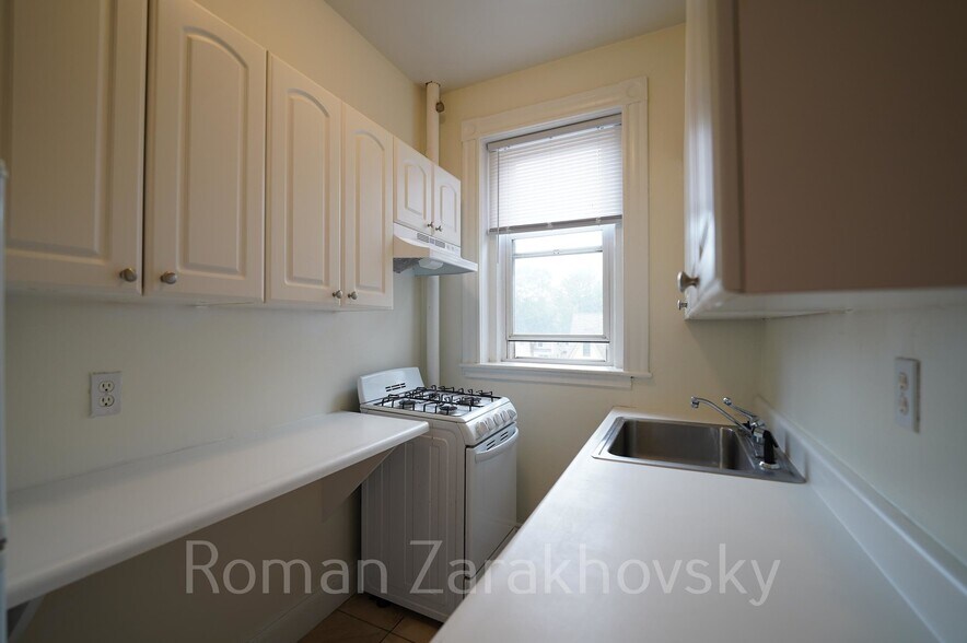 Building Photo - 14 Orkney Rd