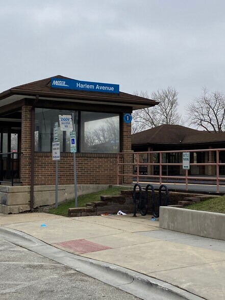 close to the metra - 3121 S Harlem Ave