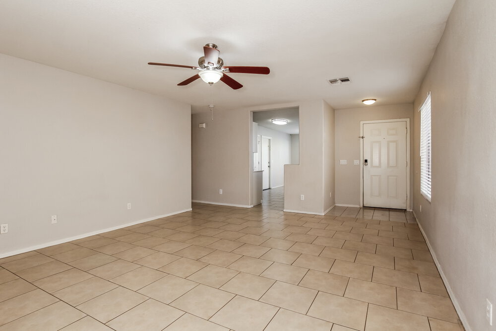 Building Photo - 2513 N 114th Ave