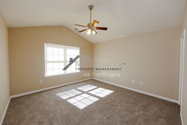 Building Photo - 608 Edenberry Dr