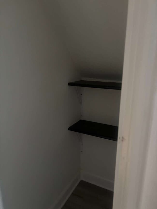 Building Photo - UNIQUE !  3-Bed Home with Scenic Views in ...