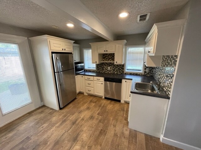 Building Photo - 2708 23rd St