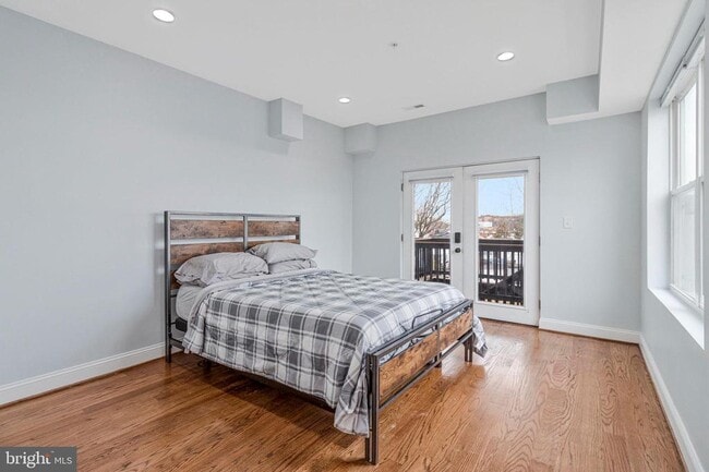 Building Photo - 1620 Massachusetts Ave SE