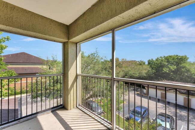 Building Photo - 12524 Crest Springs Ln