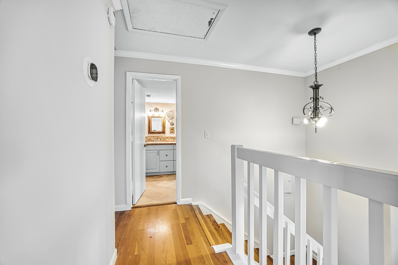 Building Photo - 17455 Overhill Dr