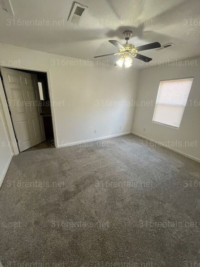 Building Photo - 1607 N Minneapolis St