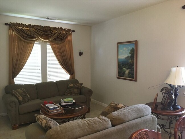 Building Photo - 17206 Stonebridge Trail