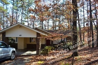 Building Photo - Cozy & Convenient | 2-Bedroom Home Near Ca...