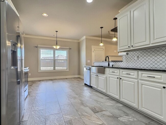 Building Photo - For Rent - Highly Desirable Summerfield, D...