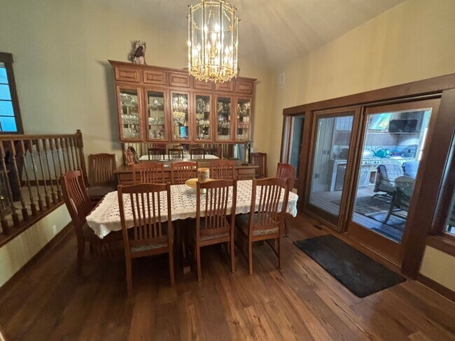 Building Photo - 973 Sand Iron Dr