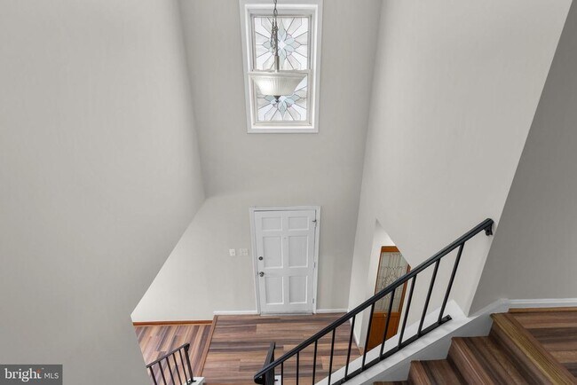 Building Photo - 3351 Buehler Ct