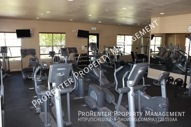 Building Photo - 1045 Stonehaven Dr