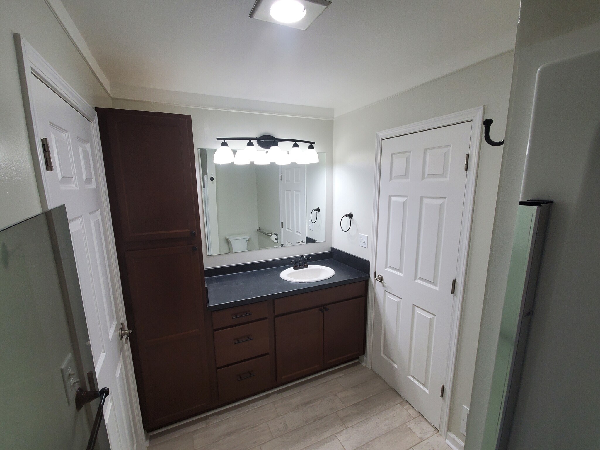 Building Photo - 1411 Parke Street