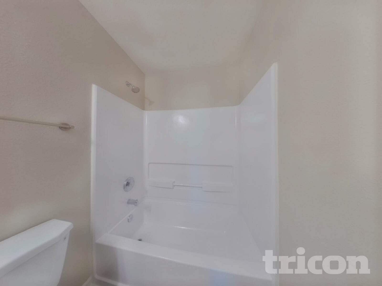 Building Photo - 809 Littleton Dr