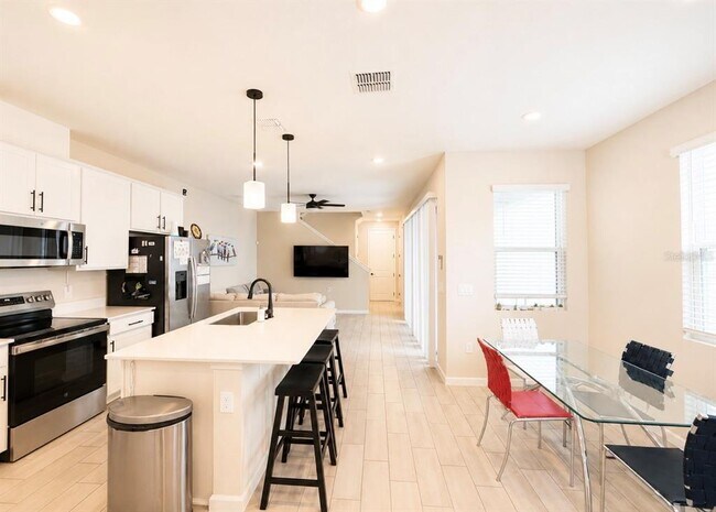 Building Photo - 1502 Erin Breeze Ln