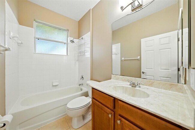 Building Photo - 36815 Queen Bee Ln