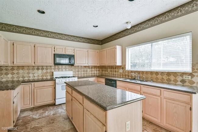 Building Photo - 4 br, 2 bath House - 1108 Woodchase Drive